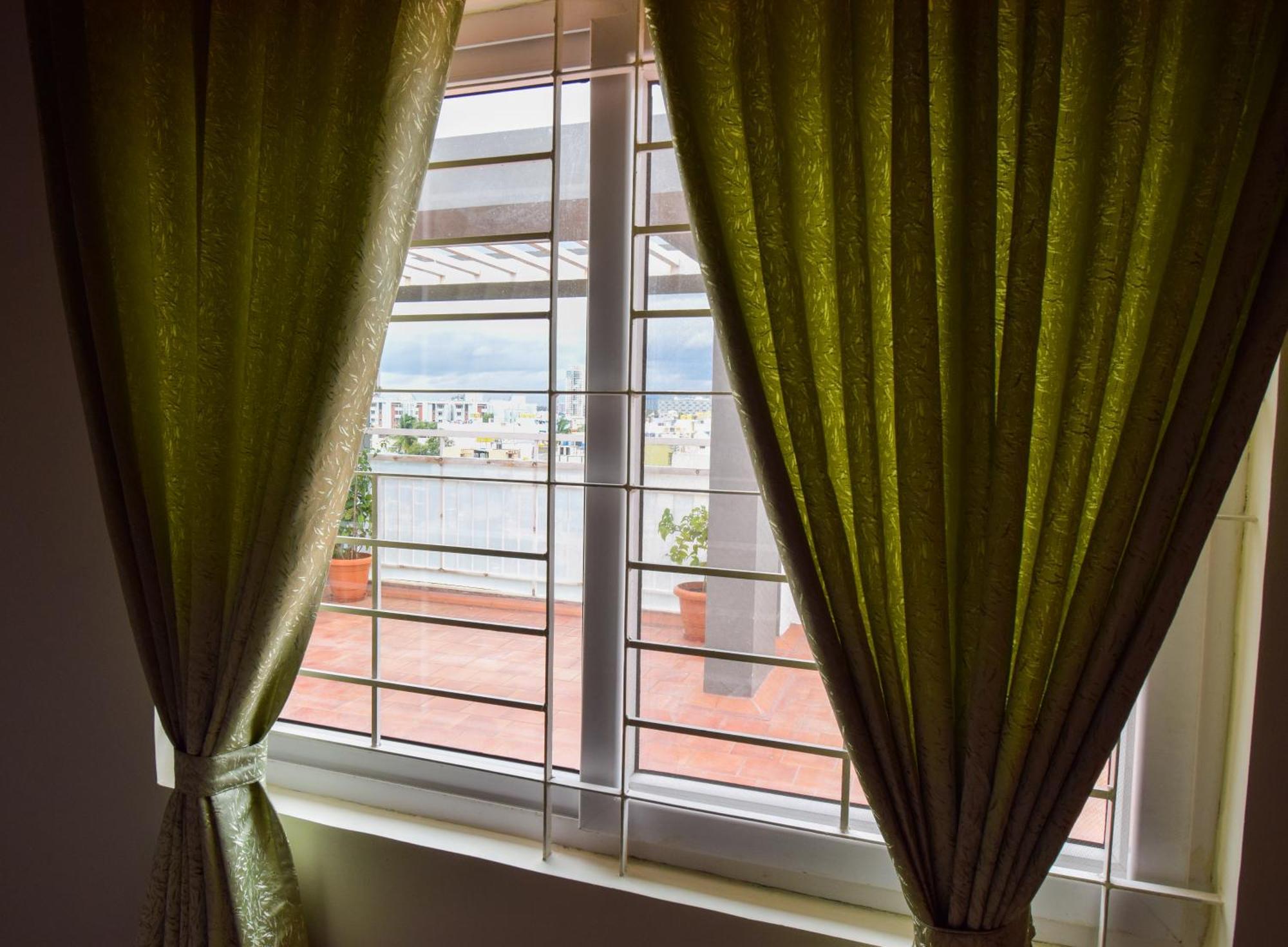 Staymazing-1,2 & 3 Bhk Ac Apartments In Hebbal-5Mins To Manyata-30Mins To Airport Μπανγκαλόρ Εξωτερικό φωτογραφία